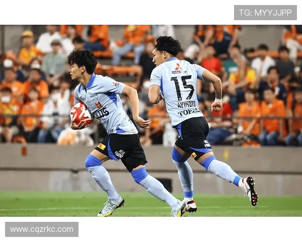 重庆排球队边路渗透战术分析及其在比赛中的优势与不足探讨